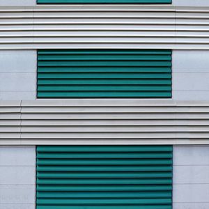 Mur-rideau en aluminium rempli de pierres, résistant au feu, pour installations publiques PRIMA - Product Image 1