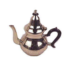 Bouilloire Arbi en laiton moulé avec finition polie miroir, bouilloires en métal en laiton moulé avec finition polie miroir, artisanat indien - Product Image 1