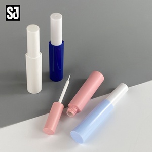 Nouveau <span class=keywords><strong>Tube</strong></span> de Colle à Cils Imperméable Personnalisé avec Logo – Vente en Gros - Product Image 3