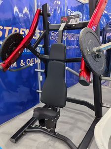 Équipement de fitness professionnel pour salle de sport : Machine à presser les pectoraux assis sur banc super incliné à charge libre pour l'entraînement de force - Product Image 3