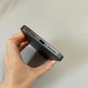 Versión Americana 2024 del <span class=keywords><strong>iPhone</strong></span> 15 <span class=keywords><strong>Pro</strong></span> de 512 GB, Versión Desbloqueada de Fábrica, Blanco y Negro, Teléfono Inteligente 5G - Product Image 4