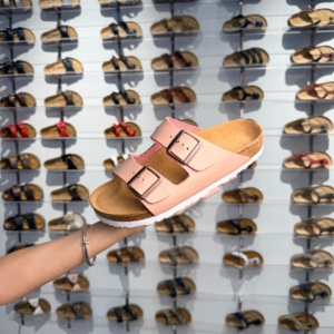 <span class=keywords><strong>Sandalias</strong></span> de Hombre de Fábrica con Dos Tiras de Cuero de Ante y Plantilla de Corcho Ajustables, Venta al por Mayor, Logotipo Personalizado, Nuevas - Product Image 1