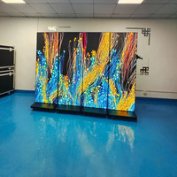 Écran d'affichage numérique mobile sans fil LED 4K HDR10+ avec CMS intégré, sur roues, design pliable, pour musées et galeries, résistant à la lumière du soleil