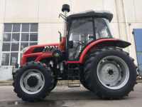Tractores Agrícolas de Alta Eficiencia, Tractor Mediano LTD1404-6 de 140 hp con Cargador Frontal y Plantadora de Patatas en Venta