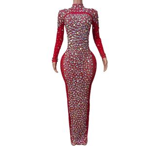 Abito da ballo di cristallo a maniche lunghe di lusso rosso che le donne indossano abito lungo da ballo Plus Size signore Sexy diamanti abiti da sera da sera - Product Image 1