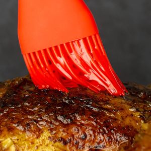 Heat-Resistant Non-Shedding Long Handle Plastic Silicone Oil Brush for Grilling & Baking-Camping Use Food Safe - Product Image 4