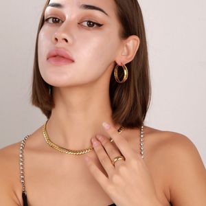 Hip Hop 18K altın kaplama basit tarzı bıçak zincir kolye paslanmaz çelik yeni moda takı kadın bilezik küpe seti - Product Image 4