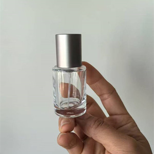 Se Acepta Personalización, Tapa Plateada, Botella de Perfume de Vidrio de 10 ml con Cierre a Presión, Cilindro Redondo, Botella de Perfume Vacía de 15 ml con Etiqueta Adhesiva - Product Image 4