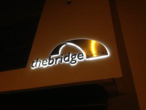 Corredor de finanzas inmobiliarias personalizado, letras LED retroiluminadas, señalización de pared de negocios acrílica, letras de canal, señales electrónicas retroiluminadas - Product Image 4