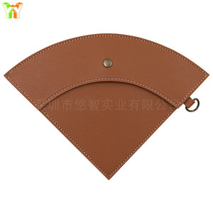 Support de filtre à café pour camping en plein air, clip de filtre en forme d'éventail en cuir PU, sac de rangement pour filtre à café à suspendre, peut être accroché. - Product Image 3