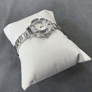 Reloj de Pulsera de Cuarzo Estilo Italiano en Oferta, para Hombre y Mujer, Correa de Acero Inoxidable, Esfera de Vidrio, Visualización de Fecha, Color Blanco, a la Moda - Product Image 4