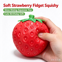 Jouet anti-stress Squeeeze Strawberry Squeeze Poke Squish, forme de fruit mignonne, doux à presser, sensoriel, vente en gros