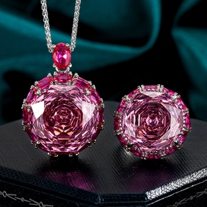 Venta al por mayor de fábrica: Nuevo set de joyería de circonita cúbica rosa de cobre ecológico con rosa seca tallada de 18-16 mm para mujer, ideal para eventos románticos. - Product Image 3