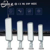 Lampadaire LED extérieur étanche IP65 tout-en-un en aluminium moulé sous pression AC 100-265V 50W 100W 150W 200W