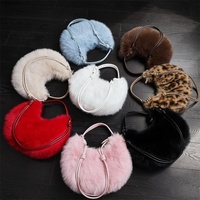 Sac à main hobo Zeyu en fausse fourrure léopard moelleuse de luxe, sac à bandoulière rétro avec nœud décoratif, sac fourre-tout tendance pour femme, idéal pour le shopping quotidien en hiver