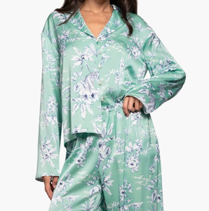 <span class=keywords><strong>Ensemble</strong></span> de pyjama en satin <span class=keywords><strong>pour</strong></span> femme, sur mesure, fabrication OEM ODM, vêtements de luxe à manches longues, vêtements de détente <span class=keywords><strong>pour</strong></span> femme, <span class=keywords><strong>ensemble</strong></span> deux pièces, taille plus, vêtements de nuit - Product Image 4