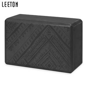 Bloques de Yoga Coloridos y Suaves al Tacto para Prácticas de Yoga en Grupo - Product Image 2