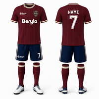 Uniforme de Fútbol Personalizado Color Vino Tinto para Clubes, Estilo Británico Vintage, Sublimado, de Secado Rápido, para Hombre, Venta al Por Mayor, Fabricante OEM