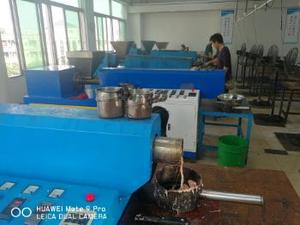 Réaliste mâle femelle <span class=keywords><strong>Fleshlight</strong></span> électrique main vibrant Gay Anal araignée pénis masturbateur Production Machine de fabrication - Product Image 6