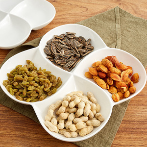 Plato de Porcelana de Cuatro Compartimentos con Diseño de Flor de Ciruelo, Apto para Microondas, Diseño Moderno y Minimalista, Vajilla para Hotel, <span class=keywords><strong>Precio</strong></span> de Fábrica en China, Grande - Product Image 2