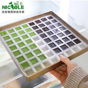 Moldes de Silicona Hechos a Mano por <span class=keywords><strong>Nicole</strong></span> Hump, con Múltiples Cavidades, para Máquinas Depositadoras de Chocolate, Gomitas y Dulces - Product Image 2