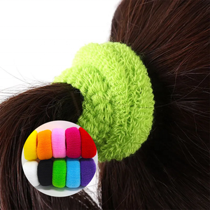 Élastiques à cheveux durables et tendance couleur macaron pour filles (polyester-spandex) pour diverses coiffures, 16 cm de diamètre - Product Image 1
