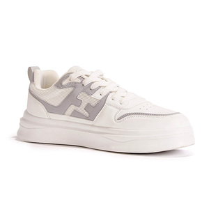 Zapatillas de Lujo para Hombre con Nuevo Diseño, Zapatos Casuales Negros para Verano, Invierno, Primavera y Otoño, Estilo Deportivo Transpirable con Cierre de Cordones - Product Image 2