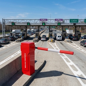 Barrière <span class=keywords><strong>de</strong></span> <span class=keywords><strong>route</strong></span> rapide WS Highway IP68 avec servomoteur AC et épaisseur <span class=keywords><strong>de</strong></span> 3 mm - Product Image 1