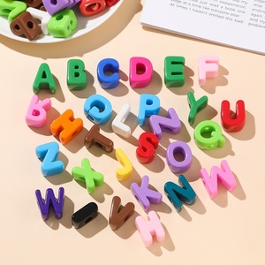 Cuentas Acrílicas con Letras del Alfabeto Inglés, Agujero Grande, para Hacer Pulseras, Color Aleatorio, Cuentas de Letras de 6mm para Pulseras - Product Image 5