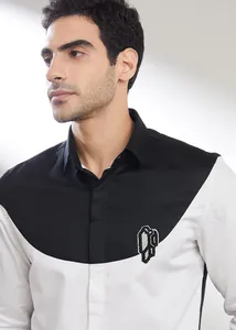 เสื้อเชิ้ตผู้ชายคอปกติดกระดุม แบรนด์ FLOW CREST ผ้าฝ้าย 100% ระบายอากาศ แห้งเร็ว พิมพ์ลาย สำหรับฤดูร้อน รับผลิตแบบ OEM - Product Image 3