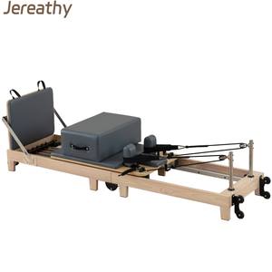 <span class=keywords><strong>Cama</strong></span> de Pilates Reformer de Grado Profesional, Máquina de Fitness de Roble Natural, Reformers de Pilates Plegables, Reformer de Pilates Plegable - Product Image 1