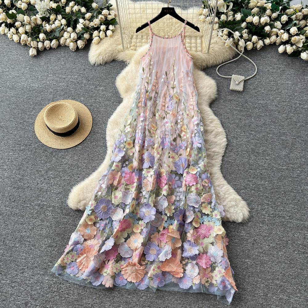 Trending Now: Wedding Guest Dresses - Elegant & Affordable