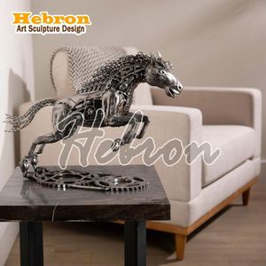 Adorable lampe de bureau en métal en forme d'ours écologique, ornement peint à <span class=keywords><strong>la</strong></span> <span class=keywords><strong>main</strong></span>, veilleuse d'ambiance pour chambre à coucher, décoration créative pour <span class=keywords><strong>la</strong></span> maison - Product Image 4