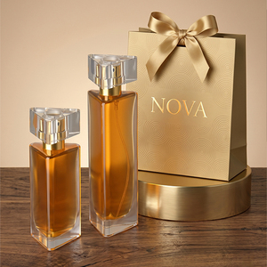 Flacons de <span class=keywords><strong>parfum</strong></span> triangulaires teintés, logo personnalisé en relief, flacons de <span class=keywords><strong>parfum</strong></span> vides en gros pour marque OEM, flacons de luxe pour <span class=keywords><strong>parfum</strong></span> - Product Image 1