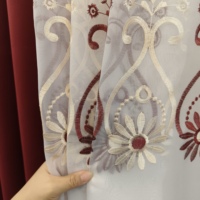 Lot de 4 rideaux de fenêtre en gros avec voilages brodés, draperies unies à œillets et pompons décoratifs
