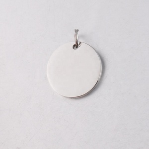 Petite breloque <span class=keywords><strong>en</strong></span> acier inoxydable avec logo gravé sur mesure, <span class=keywords><strong>en</strong></span> <span class=keywords><strong>argent</strong></span> et or bon marché, étiquettes de bijoux <span class=keywords><strong>en</strong></span> métal, breloques de bijoux - Product Image 6