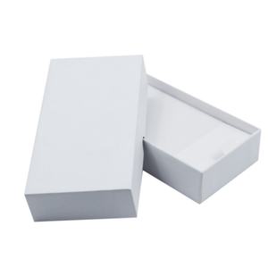 กล่องบรรจุภัณฑ์กระดาษแข็งพิมพ์ลายแบบขายส่ง เป็นมิตรกับสิ่งแวดล้อม รับผลิตแบบ OEM ODM กล่องของขวัญเปล่าสำหรับ iPhone 15 Pro Max - Product Image 1