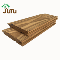 Planches de bois de pin et d'épicéa modifiées thermiquement pour les projets extérieurs, industriels et hôteliers