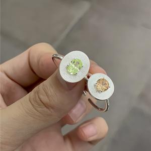 Bague Waltz en argent sterling S925, design rétro, disque vert olive superposé, pierre précieuse, bague brossée tendance - Product Image 3