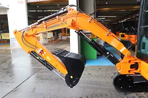 Miniexcavadora Hidráulica LONKING CDM6025 de Fábrica con PLC y Motor de Alta Eficiencia, Máquina de Movimiento de Tierras - Product Image 6