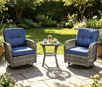 Ensemble de 3 chaises de bistrot modernes en osier résistant aux intempéries, pivotantes à 360 degrés, avec coussins bleus, pour terrasse et jardin