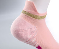 Chaussettes de sport fonctionnelles à blocs de couleur pour hommes et femmes - Chaussettes de course/basket-ball respirantes avec soutien de la voûte plantaire