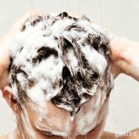 Huile de silicone modifiée aux alcoyls à longue chaîne, lubrifiant pour shampoings, crèmes, lotions, cosmétiques et agent de démoulage PU