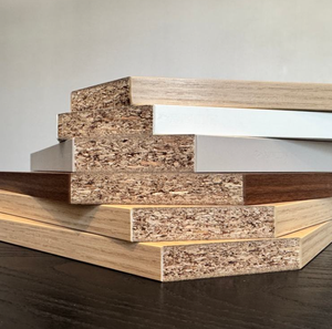 <span class=keywords><strong>Panneau</strong></span> <span class=keywords><strong>OSB</strong></span> de première qualité RUIHE avec surface finie pour meubles de cuisine et de chambre - Utilisation intérieure, design moderne, garantie de 4 ans - Product Image 5