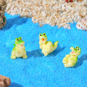 Accesorios decorativos de resina con forma de cocodrilo en miniatura, para decoración de paisajes DIY, unisex de 7 a 12 años - Product Image 3