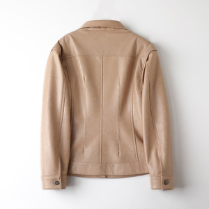 Veste en cuir véritable convertible 2-en-1 pour <span class=keywords><strong>femme</strong></span>, style camionneur, avec manches détachables, taille cintrée et boutons sur le devant - Product Image 3