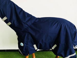 Profesyonel binicilik kış at levha su geçirmez 1200D 350g sıcaklık yansıtıcı şeritler çabuk klip ön bacak askıları - Product Image 3