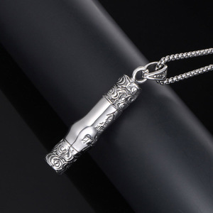 Collier en Acier Titane avec Pendentif Ruyi Jingu Bang Thème Black Myth Sun Wukong, Accessoire Masculin pour Usage Quotidien - Product Image 4