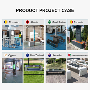Banc de recharge intelligent moderne en métal pour extérieur avec auvent solaire, haut-parleur Bluetooth et utilisation en terrasse - Product Image 4