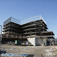 Bâtiment résidentiel préfabriqué résistant au vent fort, structure en acier durable avec matériaux résistants à la corrosion